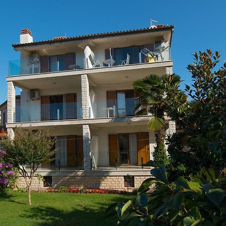 Apartmani Mira Premantura Exterior foto